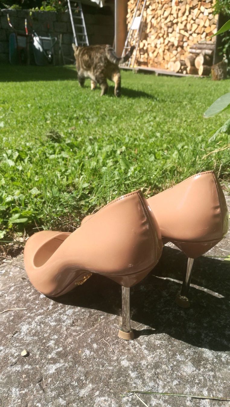 Prada Scarpe da donna: Escarpins beige Prada – Usato da Martigny venduto da Lea_lucci 2