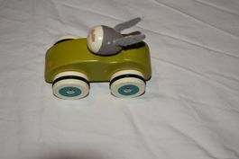 Petite voiture en bois