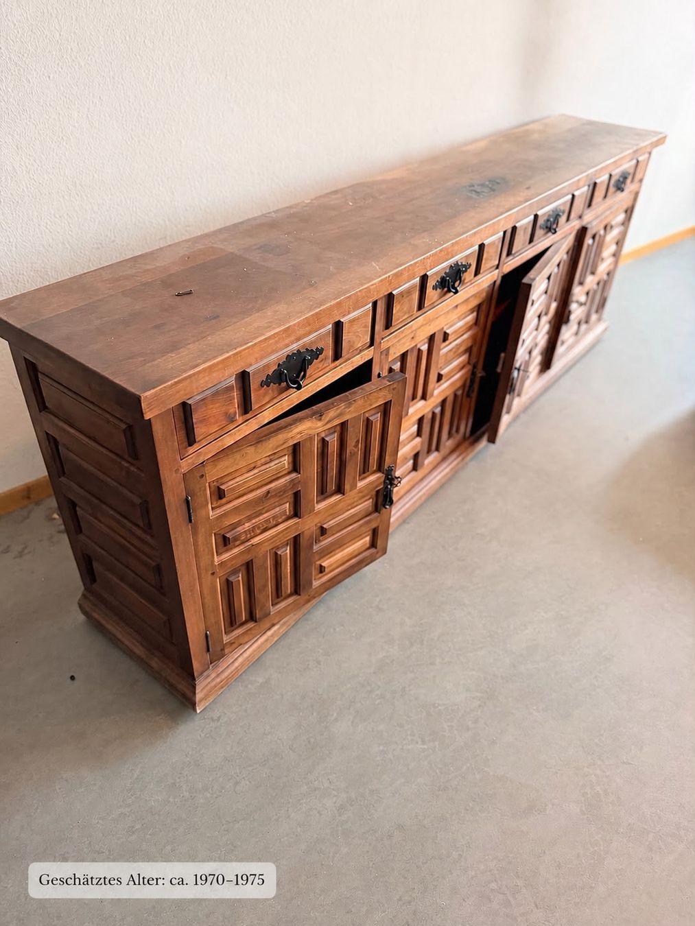 Cassettiere: Sideboard Holz braun  – Usato da Winterthur venduto da nati199217