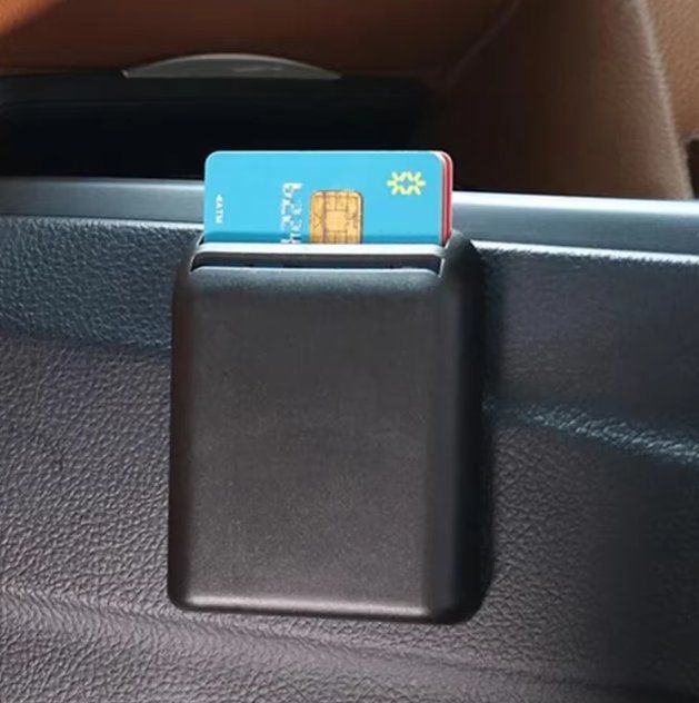 Auto Kartenorganizer - Halterung für Tank-/Parkkarte (Neu (gemäss ...