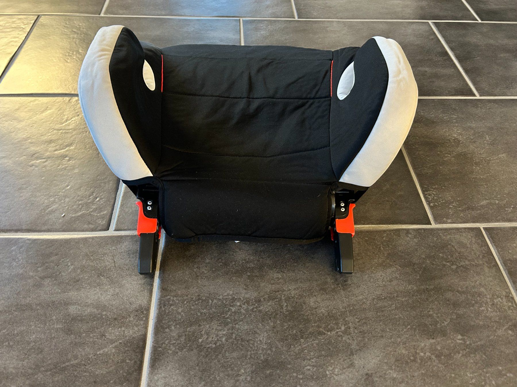 Seggiolini per auto: Kindersitz mit Isofix – Usato da Gansingen venduto da Husner 1