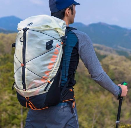 Mammut Rucksack ducan spine 28 -35 L  Sunlight/Black