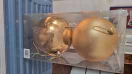 2 grandes boule de Noël dorées