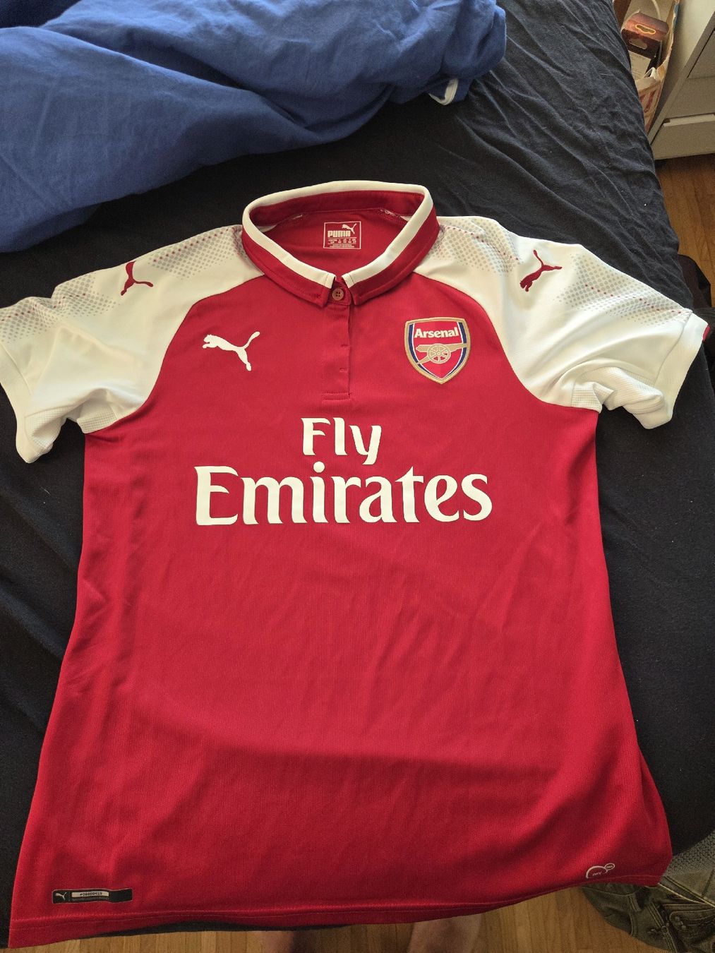 Puma Leibchen & Hosen: Arsenal Trikot  – Gebraucht aus Zürich von Dakota37
