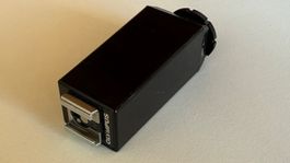Adapter Olympus Blitzschuh gebraucht in gutem Zustand