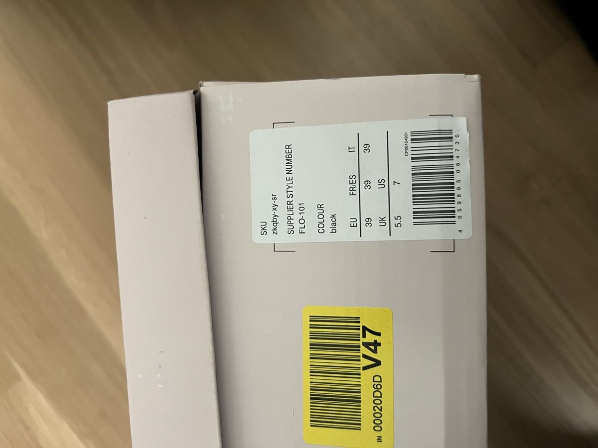 Scarpe da donna: Schwarze Stiefeletten mit Blockabsatz – Usato da Köniz venduto da VivianaK92 2