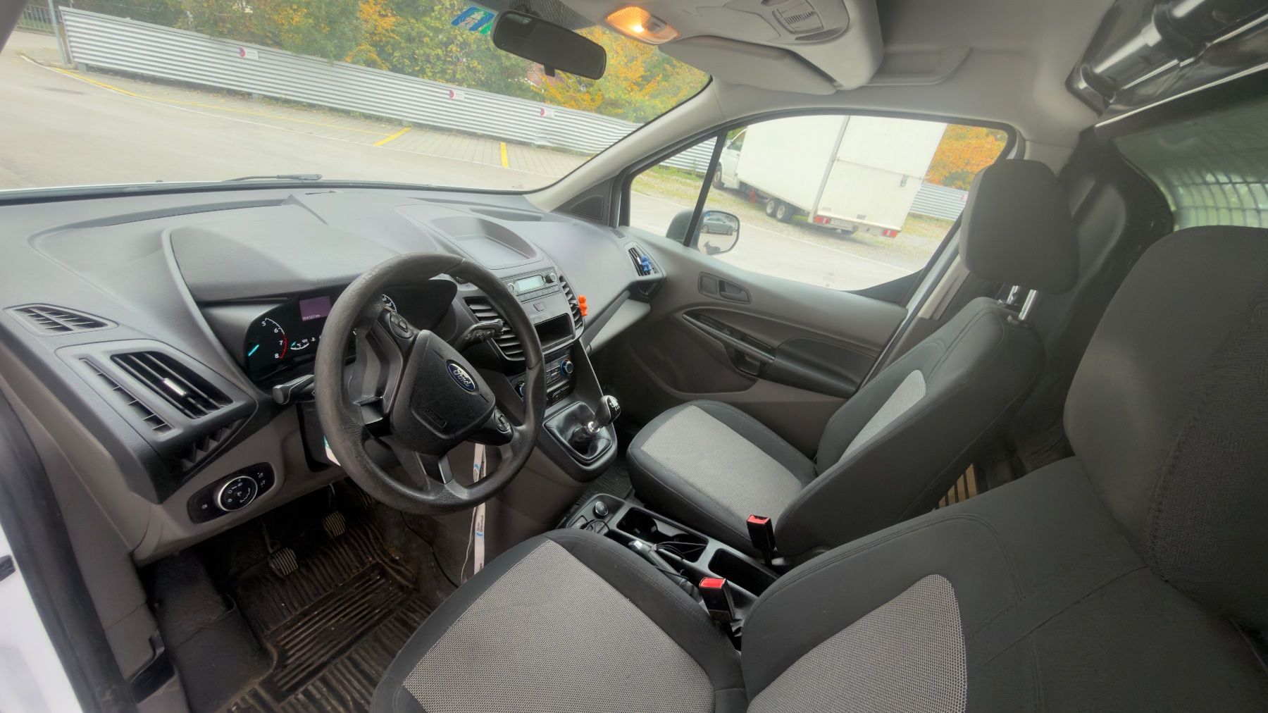 Ford Veicoli commerciali: FORD TRANSIT CONNECT AB MFK – Usato da Sirnach venduto da B.O.B.BIKES 6