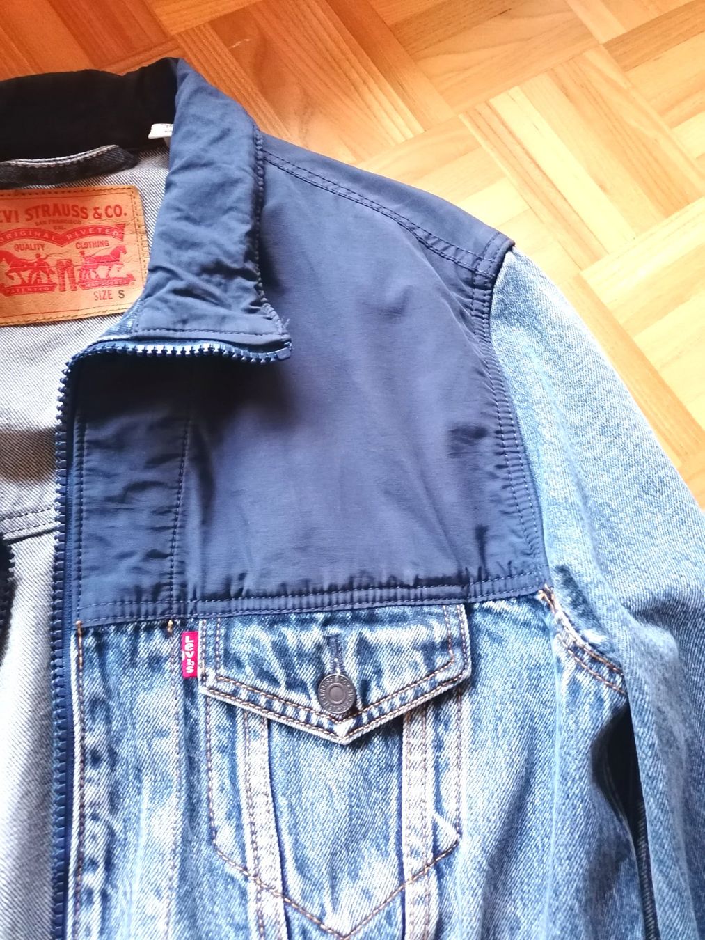 Levi's Giacche: Levi's Jeansjacke – Usato da Basel venduto da Robsai 4
