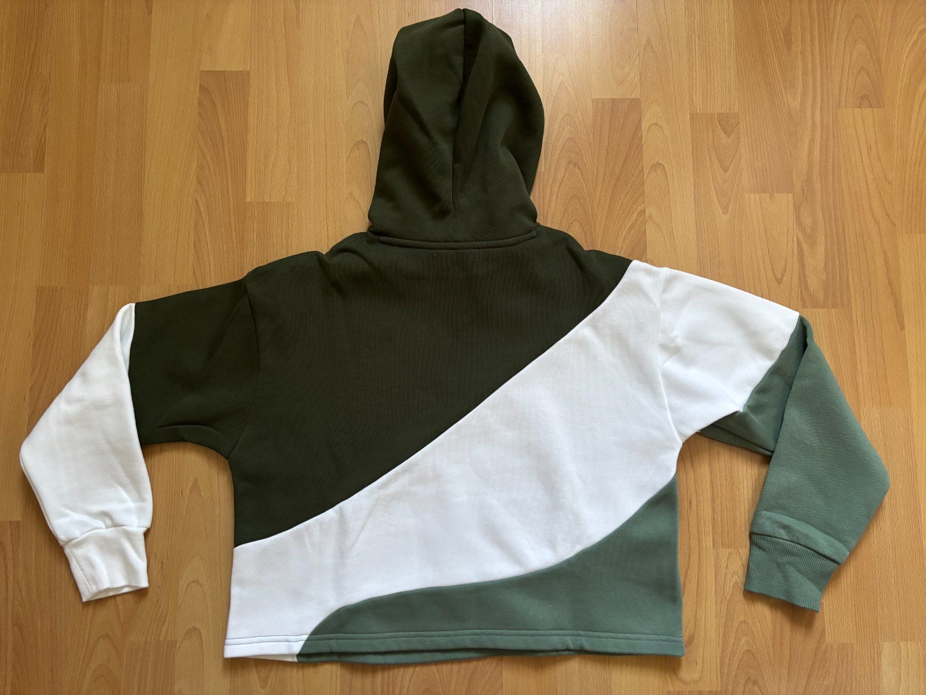 Puma Pulls & Sweat-shirts: PUMA Kapuzenpullover – Neuf (Voir description) à Ostermundigen par palmen70 1