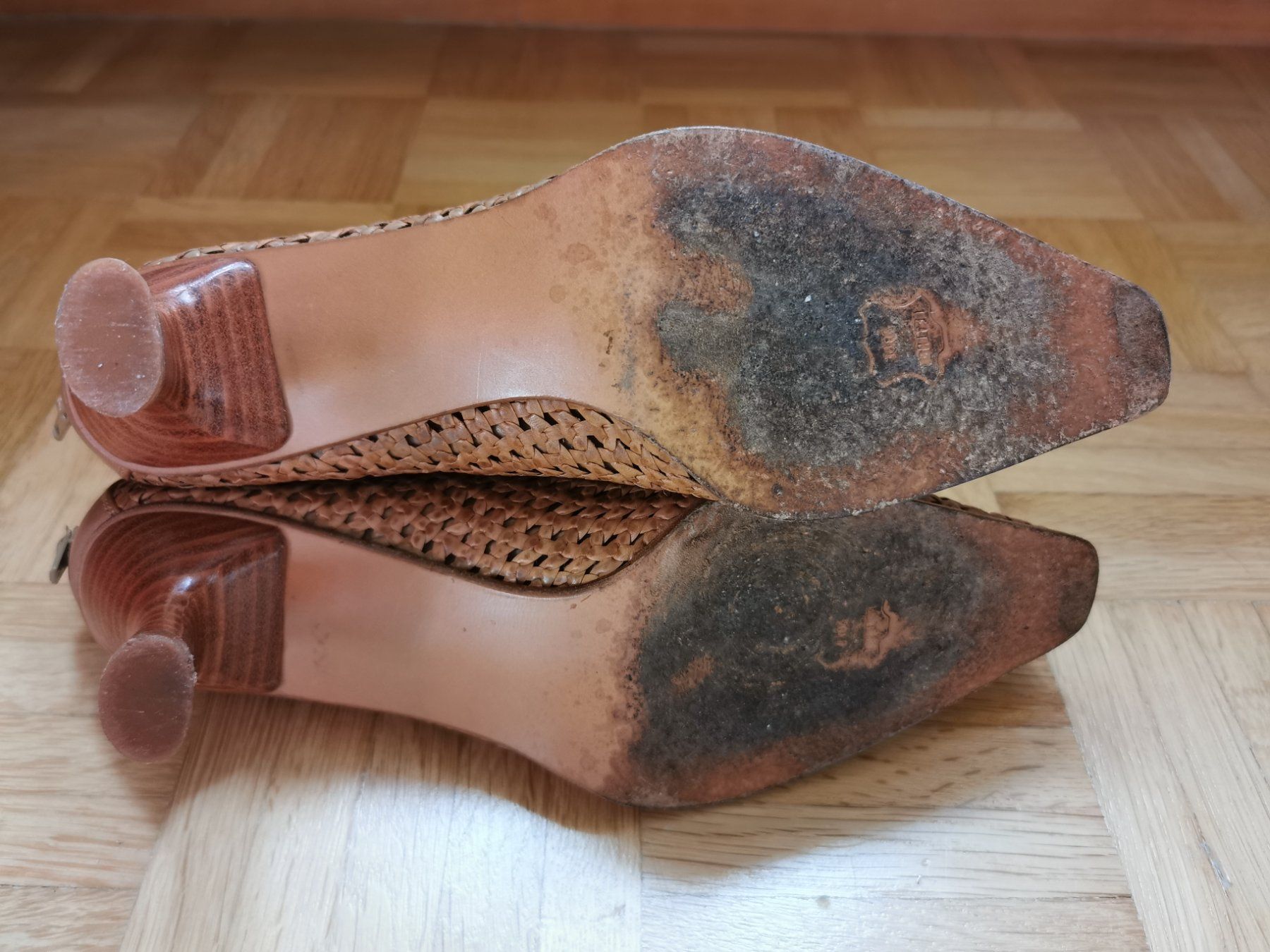 Stuart Weitzman Scarpe da donna: Stiefeletten Stuart Weitzman Gr. 37 1/2 – Usato da Stäfa venduto da flamingo_17 8