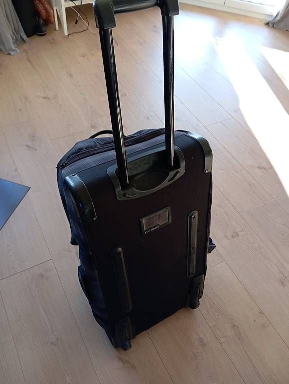 Valigie: Valise dakine  – Usato da Cugy VD venduto da Boubi21 1