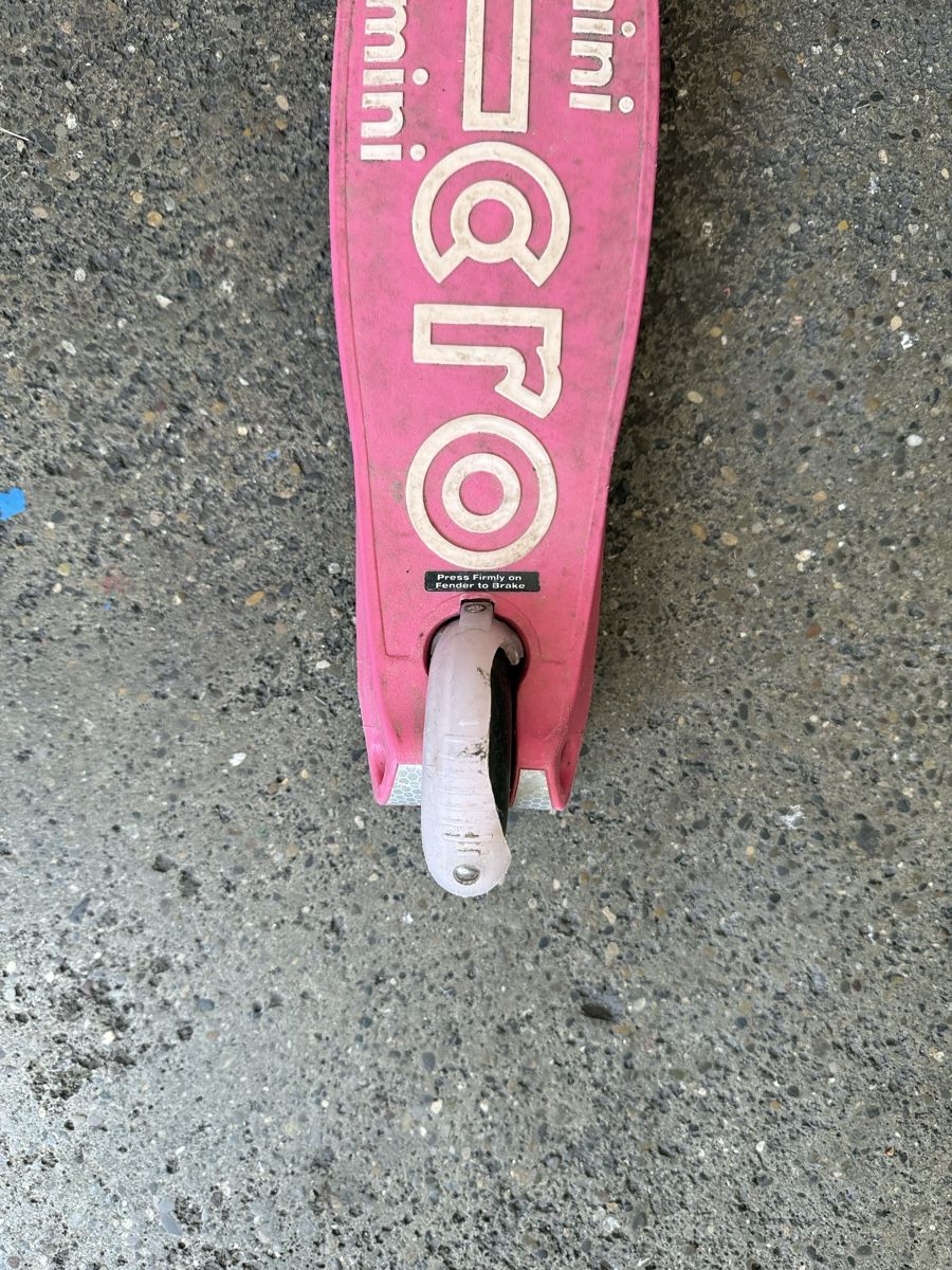 Micro Kickboard: Micro Mini Roller Pink – Usato da Pfungen venduto da 3LGK158 2