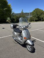 Piaggio Vespa ET4 125