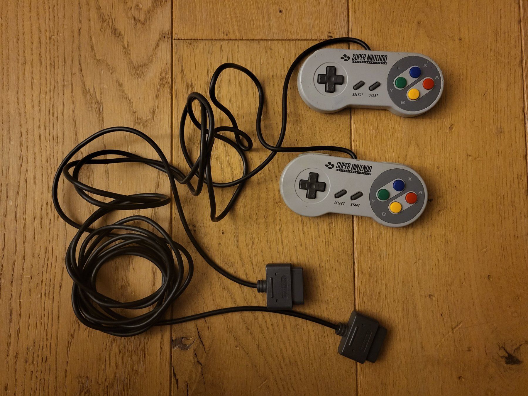 Controller: 2x Super Nintendo Controller + Adapter – Gebraucht aus Rünenberg von  2