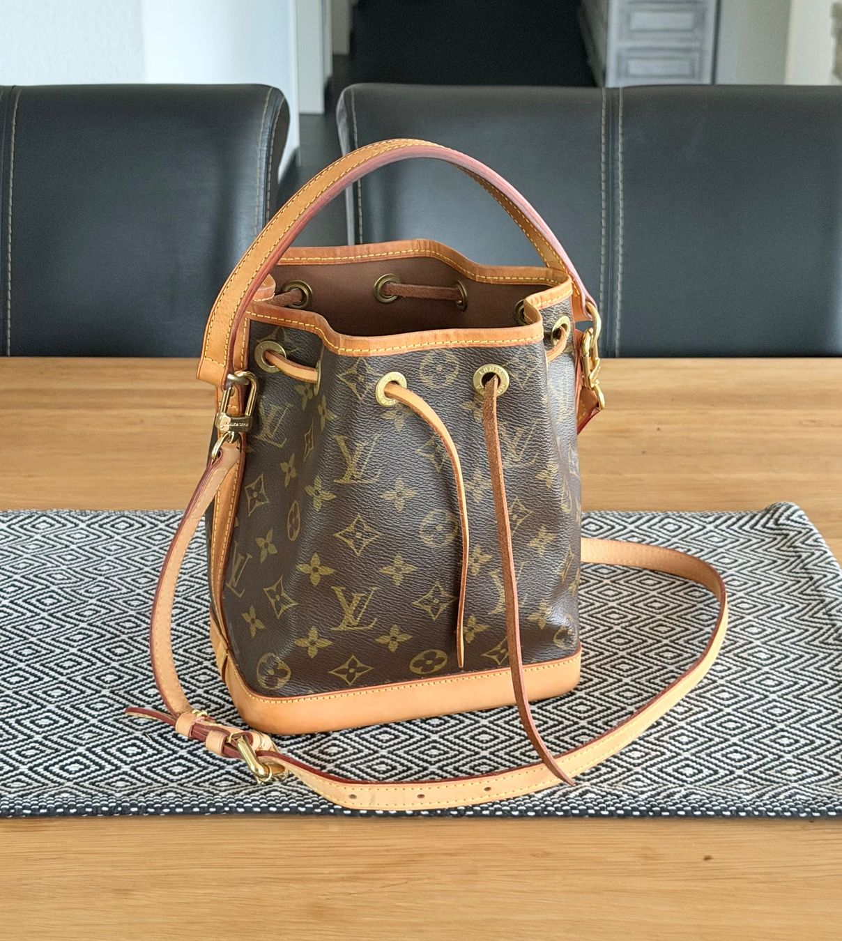 Louis Vuitton Taschen für Damen: Louis Vuitton Mini Noe – Gebraucht aus Reinach AG von BisMad3 5