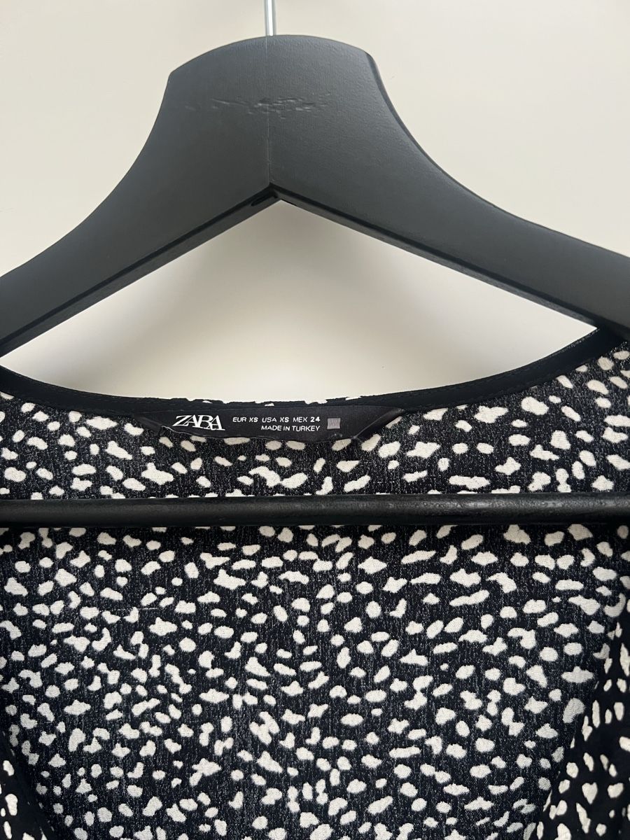 Zara Vestiti: Zara Oberteil / Kleid Grösse XS – Usato da Wettswil venduto da alstel24 1