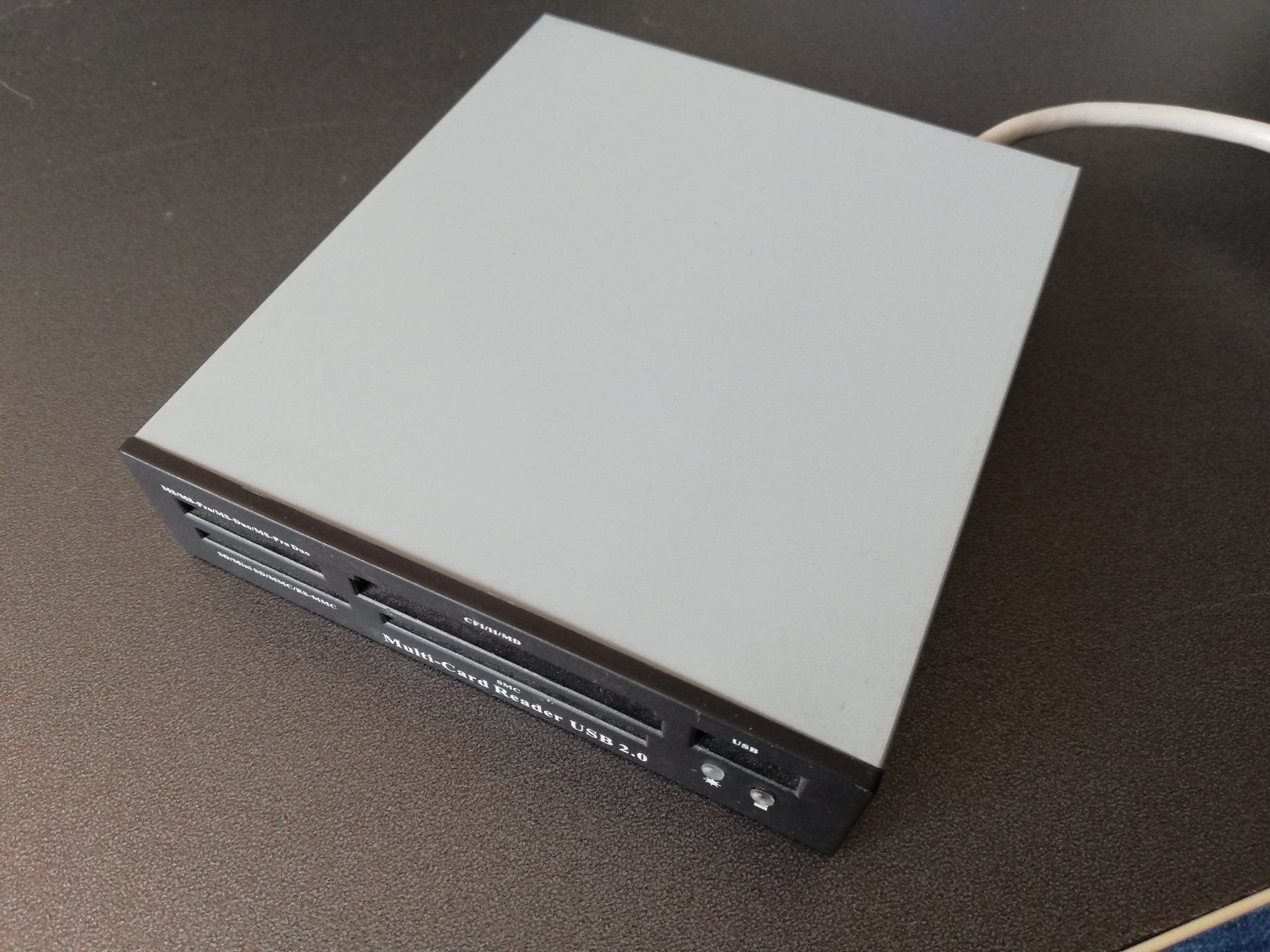 PC: USB Front Panel Card Reader Kartenleser – Usato da Thundorf venduto da Swizzzly 1