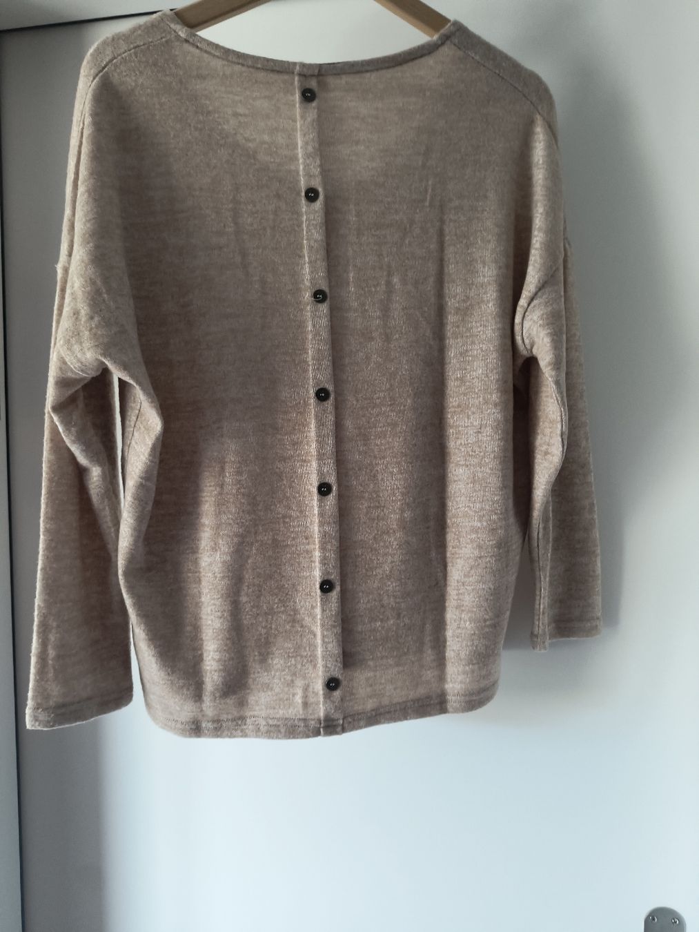 Maglioni & Felpe: Pullover Chicoree beige Grösse M guter Zustand – Usato da Schöfflisdorf venduto da kin_2dp9 2