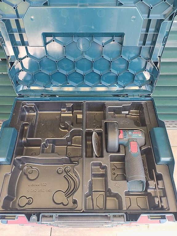 Tutte le macchine: Bosch Winkelschleifer GWS 12V-76 – Usato da birr venduto da SwissBadger
