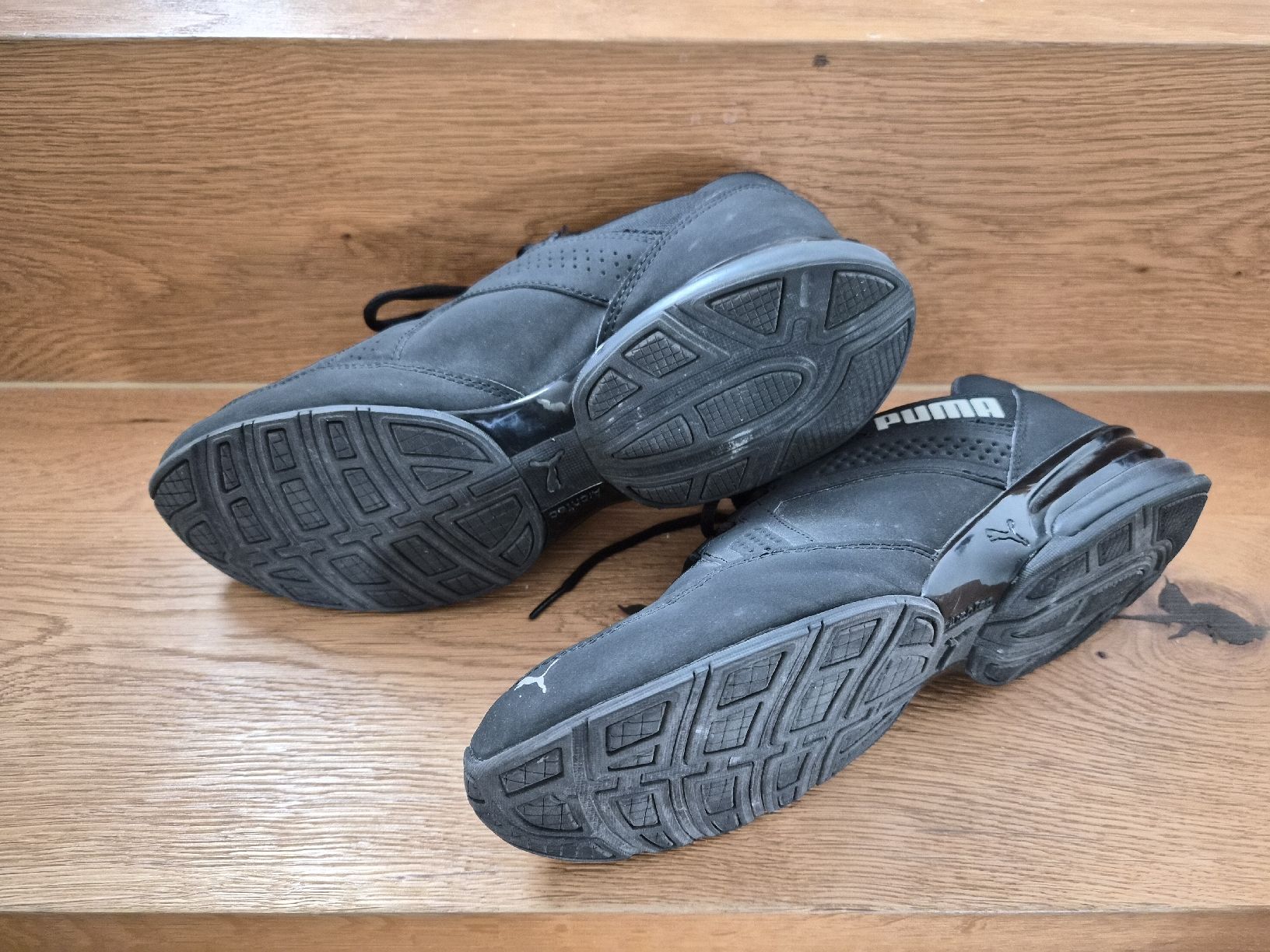 Puma Scarpe da uomo: Puma Schuhe Grösse 43 Schwarz – Usato da Schwarzenberg LU venduto da LadySecondhand 1