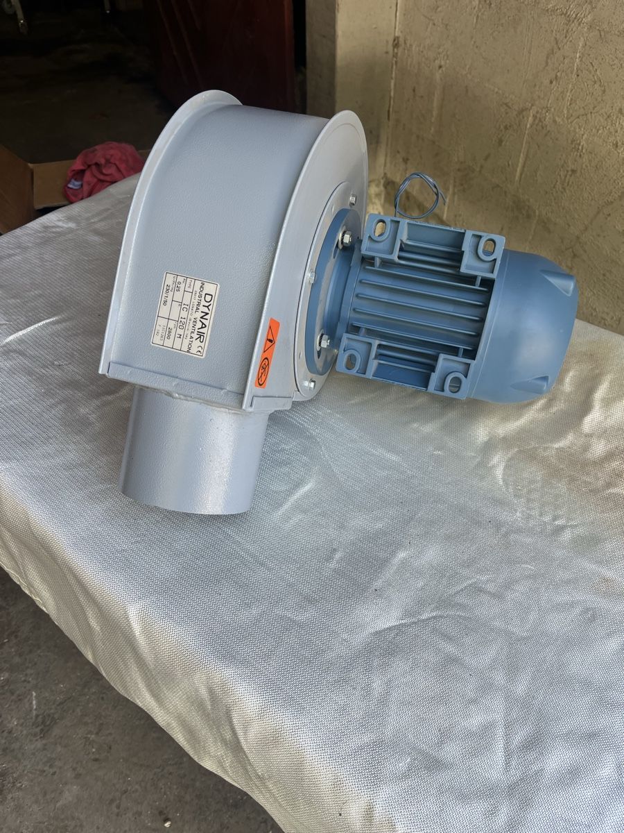 Ventilatori: Dynair IC 120 M Ventilator/Gebläse, 230V - Neu – Nuovo e nell'imballaggio originale da Flaach venduto da Auto6011 2