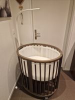 STOKKE Sleepi Mini V3 hazy grey inkl. Zubehör