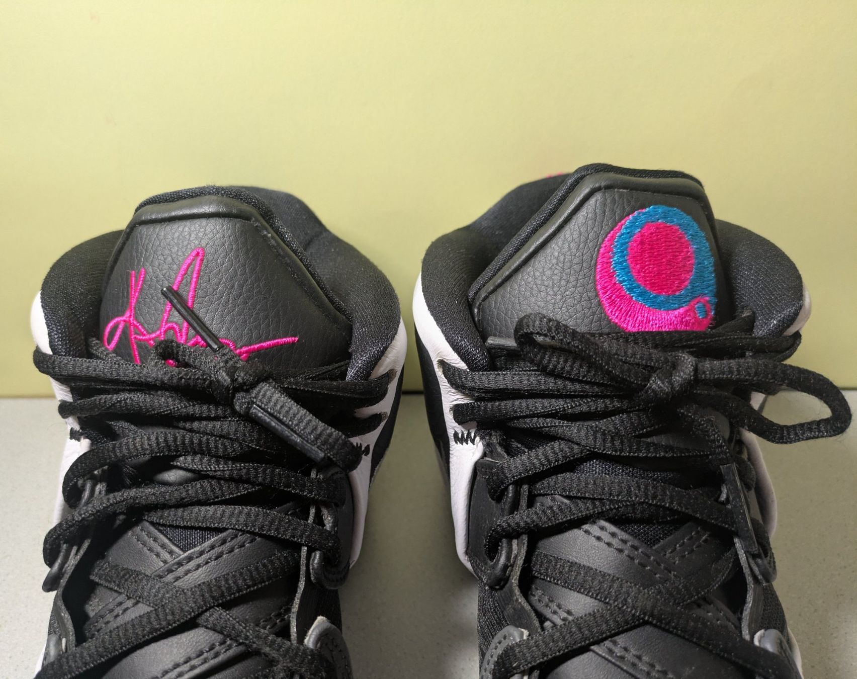 Nike Scarpe da uomo: Nike Kyrie Infinity South Beach Gr.41 – Usato da Bubikon venduto da el-ectronico 2
