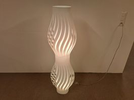 Plastik- Design Lampe/ Stehlampe Wohnzimmer