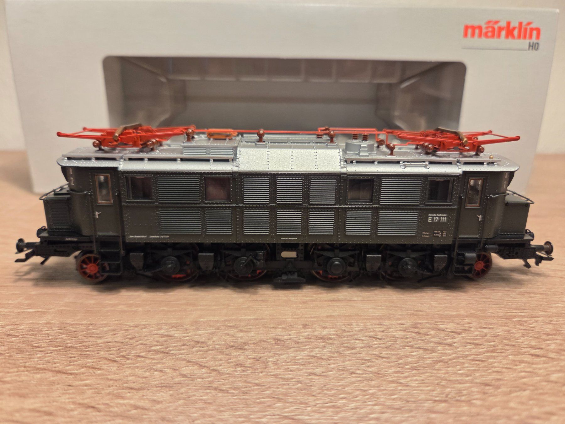Märklin Modellini di ferrovie: Märklin 37061 E-Lok BR E17 DB Digital Mfx Sound H0 – Nuovo e nell'imballaggio originale da St-Aubin-Sauges venduto da Lo_Go