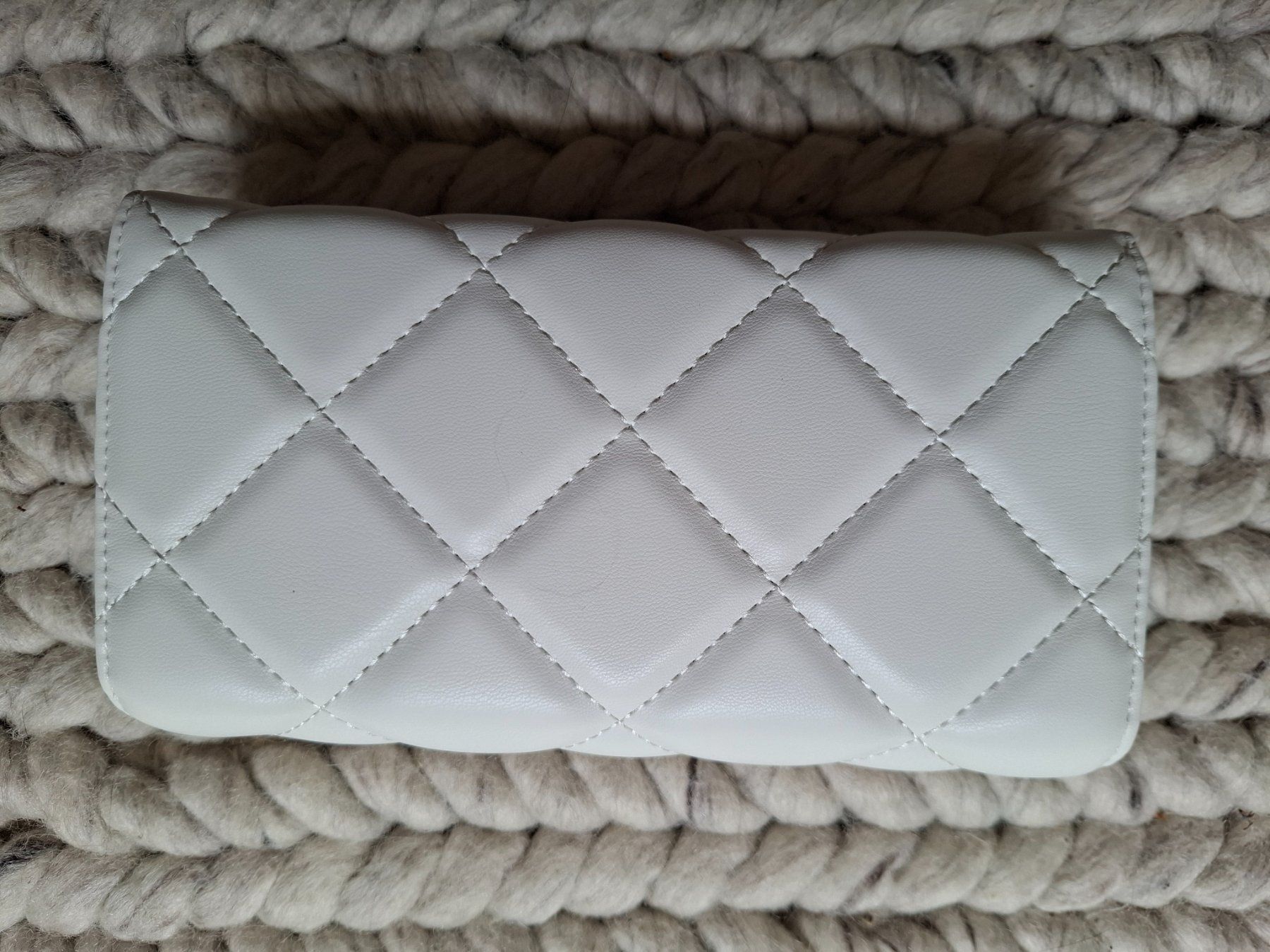 Portamonete: Weiße Geldbörse / White Wallet – Nuovo e nell'imballaggio originale da Schaffhausen venduto da ann_cjt6 2