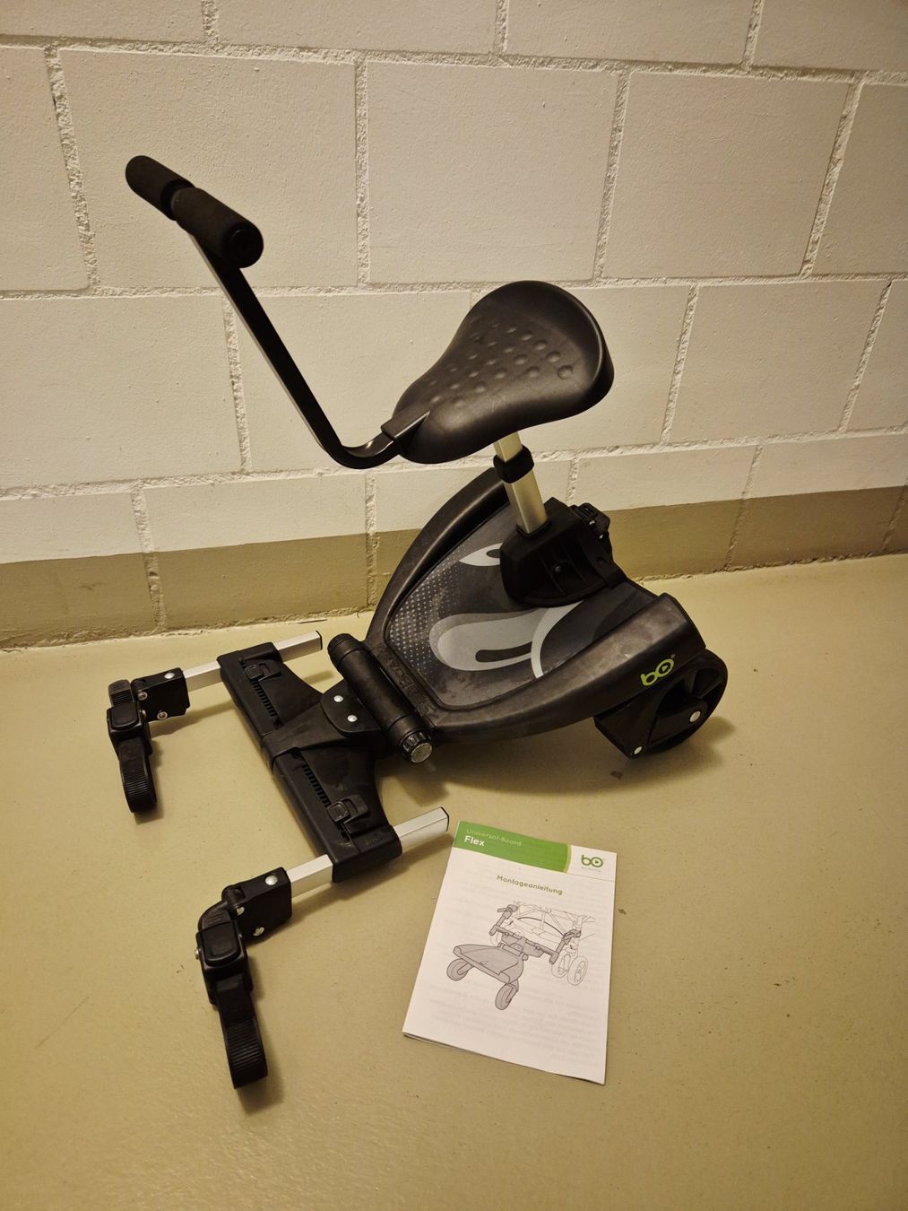 Accessori per carrozzine: bo kinderwagentrittbrett Flex Top Zustand – Usato da Heimberg venduto da Sabriena
