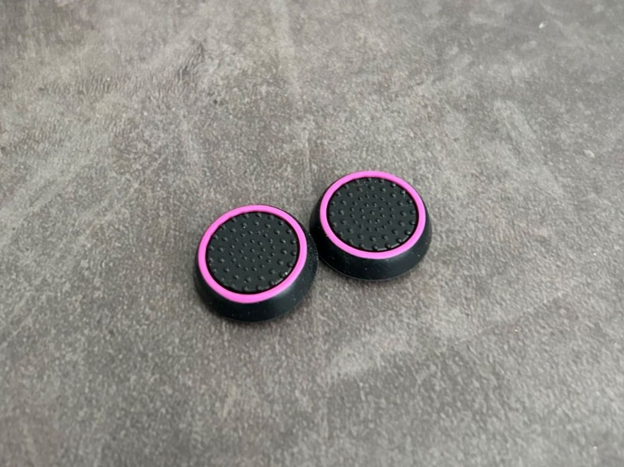 Controller: PlaySation 4&5 | XBOX Controller Grips / Noppen (Pink) – Nuovo (secondo la descrizione) da Niederwil SO venduto da BlueSonic 3