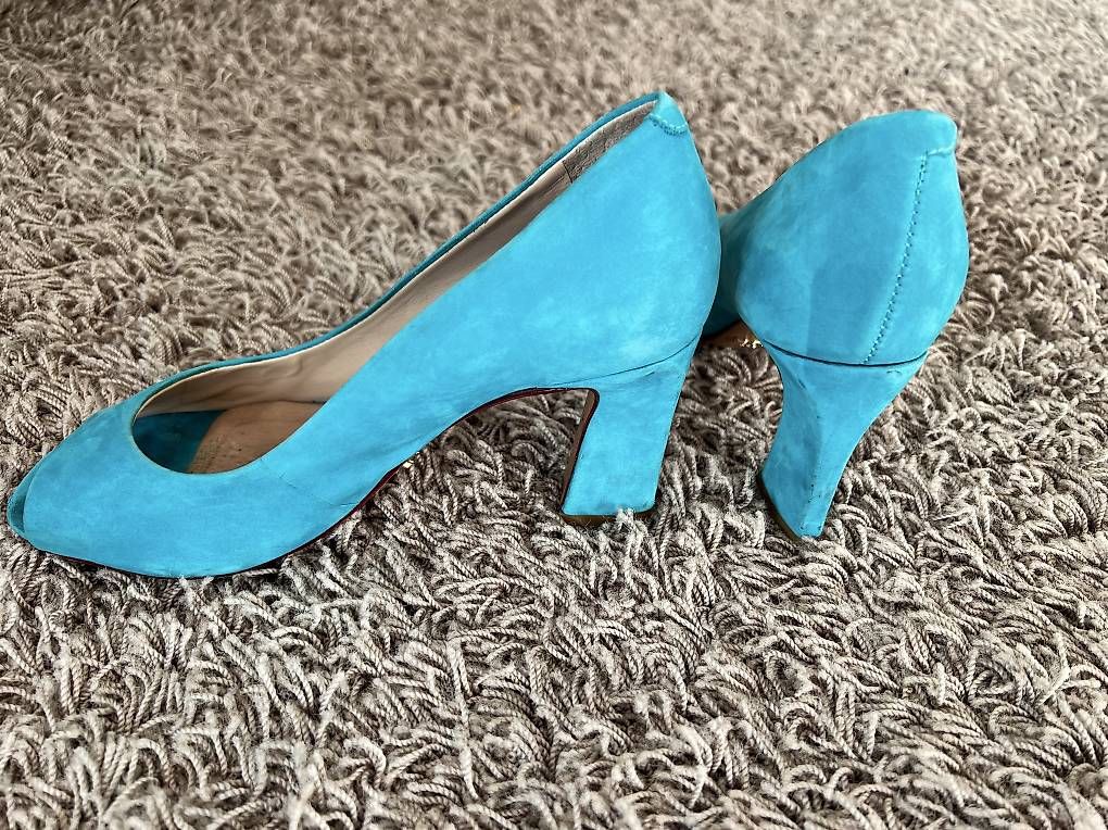 Scarpe da donna: Schuhe, Größe 35 der Marke "Schutz" – Usato da Winterthur venduto da Steffiline 1