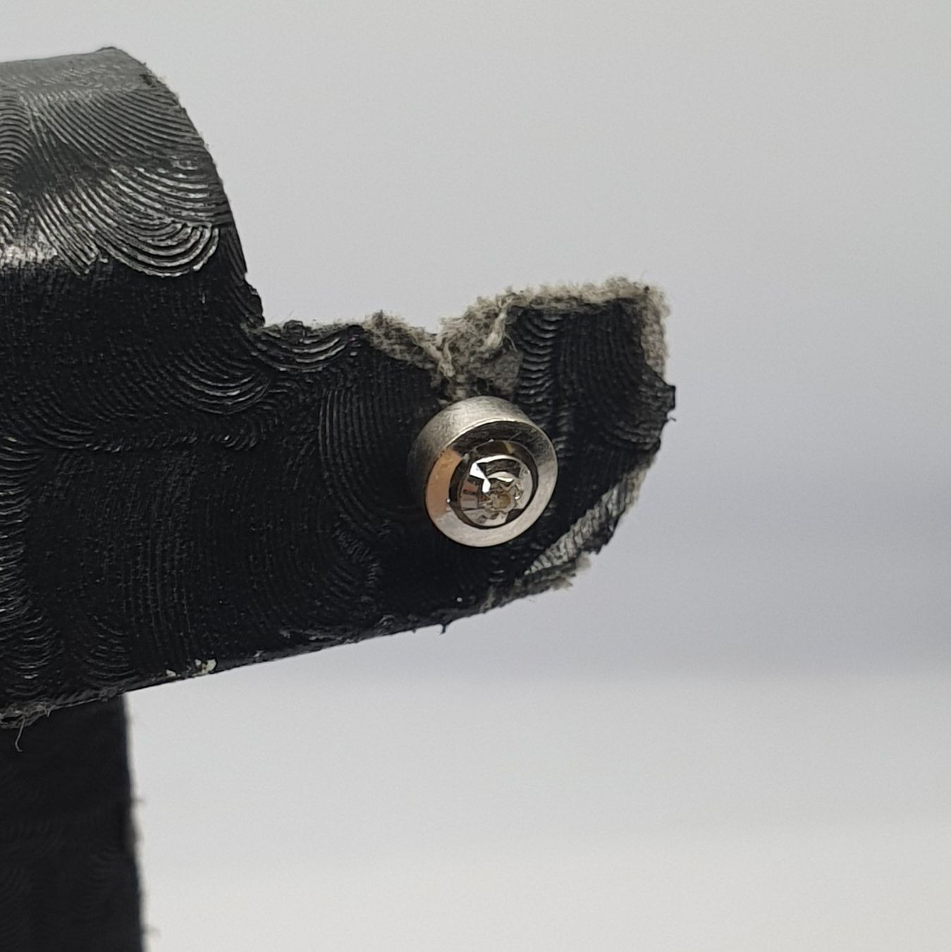 Ohrringe & -stecker: Echt 18K Gold Ohrstecker mit Schraubverschluss – Gebraucht aus Luzern von Goldhaus-Luzern 1