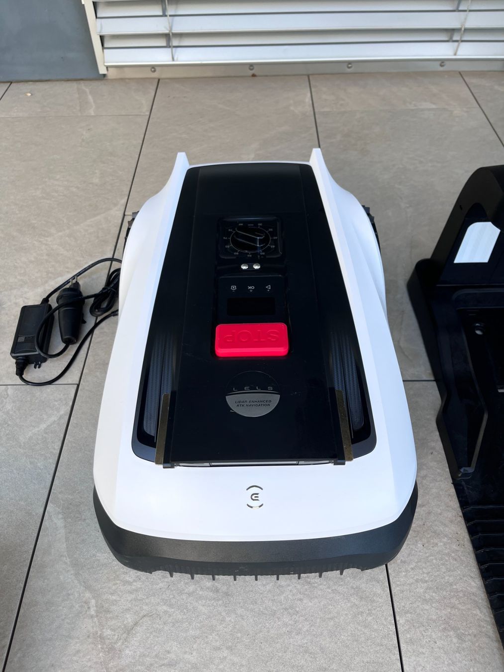 Ecovacs Rasenmäher: Mähroboter Ecovacs GOAT 0800 RTK white – Gebraucht aus Beromünster von marahau