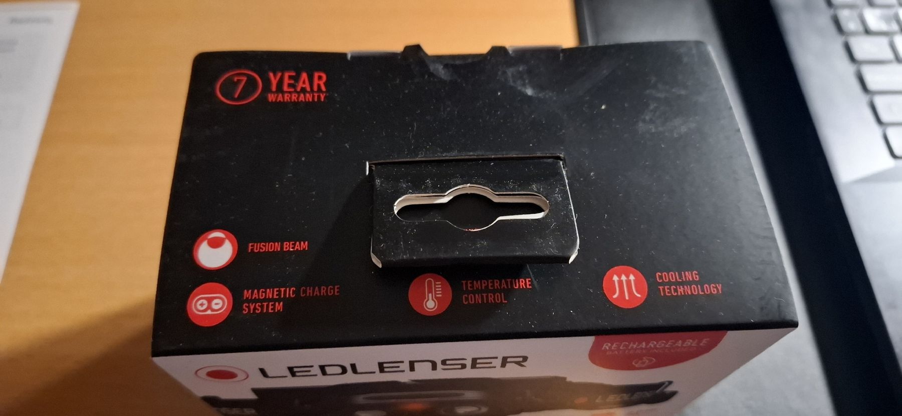 Ledlenser Lampen: LedLenser Stirnlampe H19R Core  Versand+Verpackung – Neu und originalverpackt aus Chur von Giffa-04-06 1