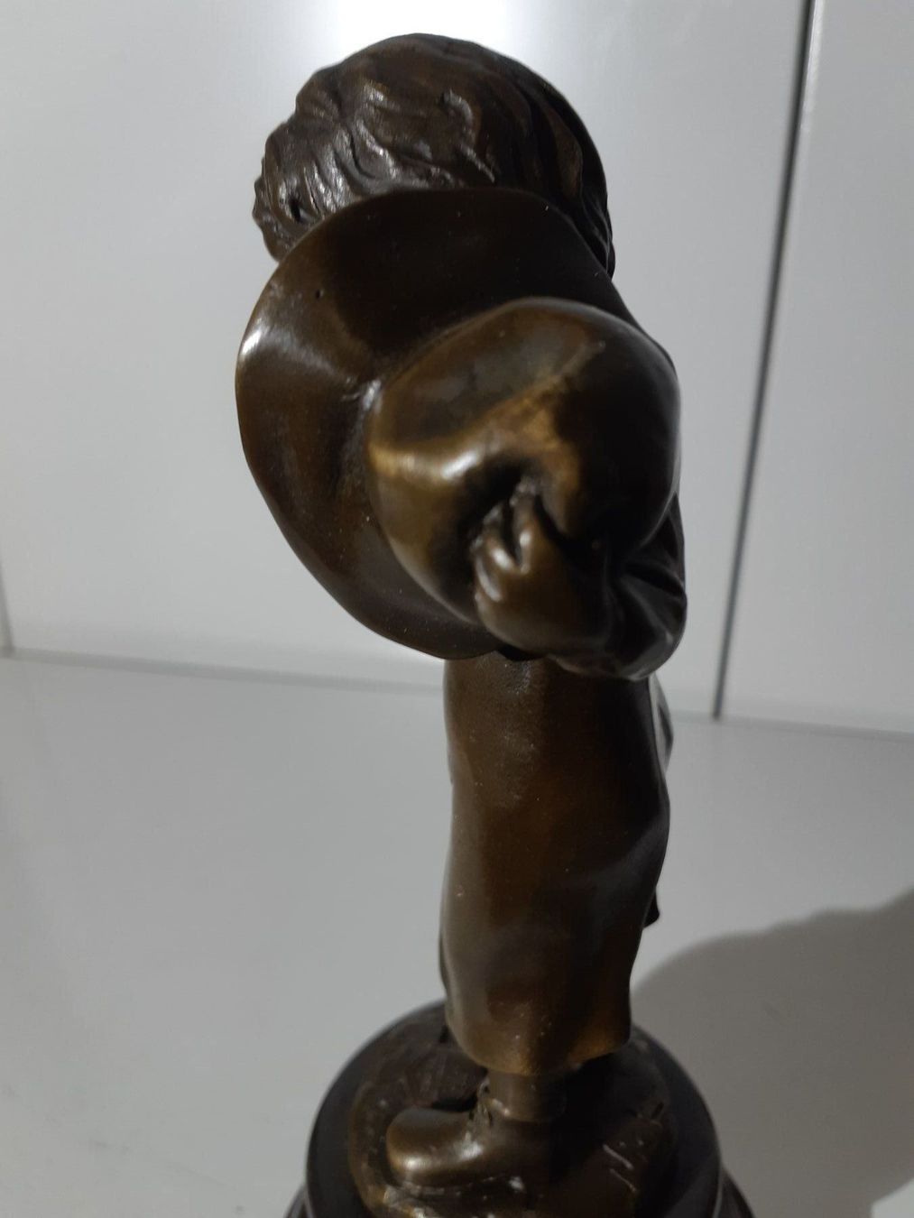 Sculture & Statue: Bronze rauchende Junge – Usato da Grindelwald venduto da carro5 6