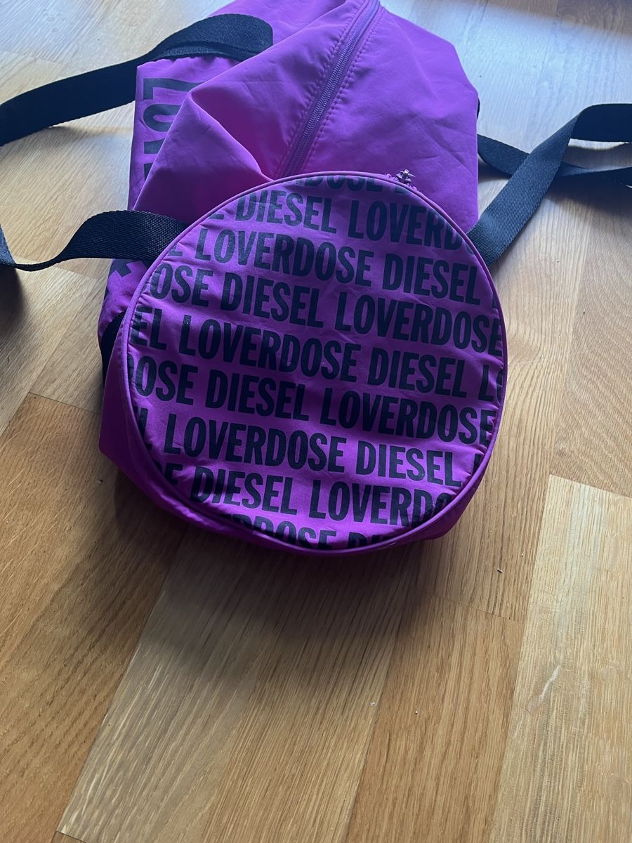 Borse da donna: Diesel Loverdose gym bag – Usato da Kreuzlingen venduto da Hildah