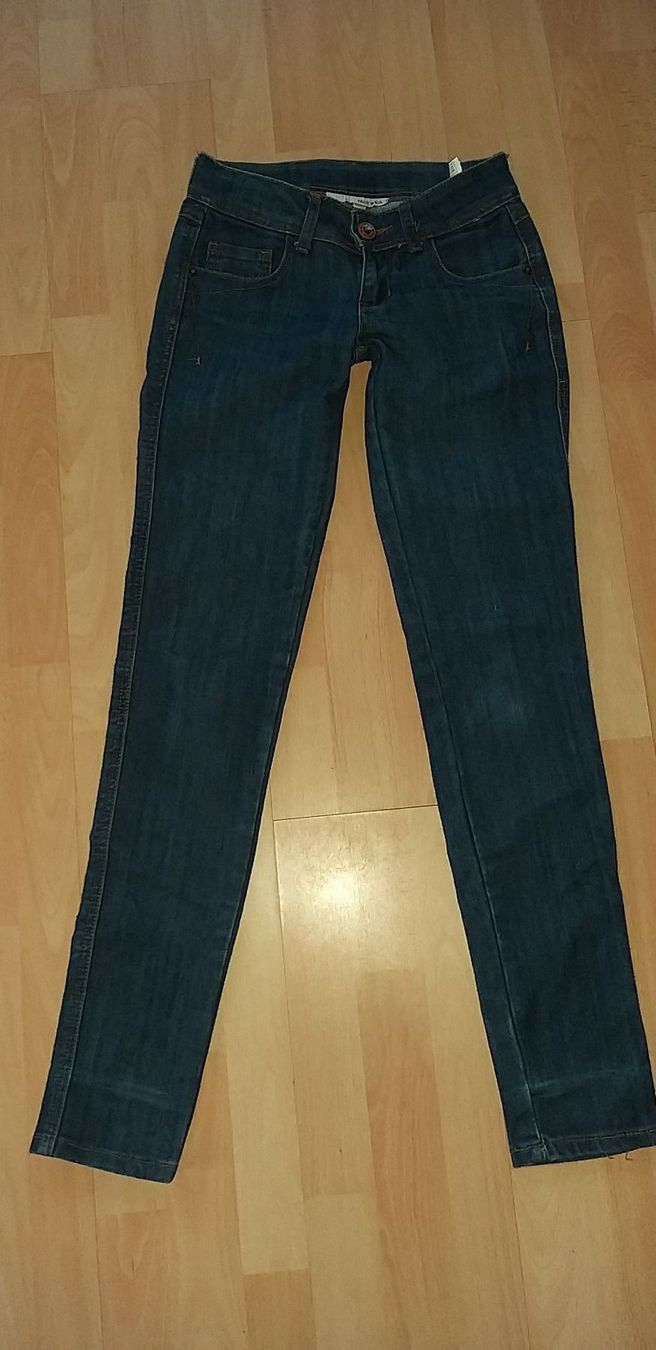 Tally Weijl Jeans: Jeans von Tally Weijl gr. 36 – Usato da Gommiswald venduto da Cyndi5 1