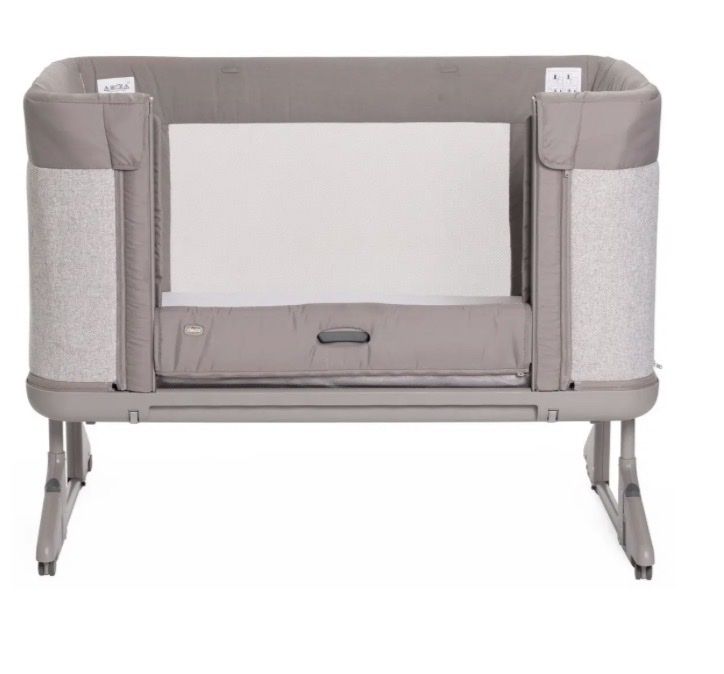 Betten: Lit d'appoint Chicco Next2Me gris bon état – Gebraucht aus Dompierre FR von Prusa86