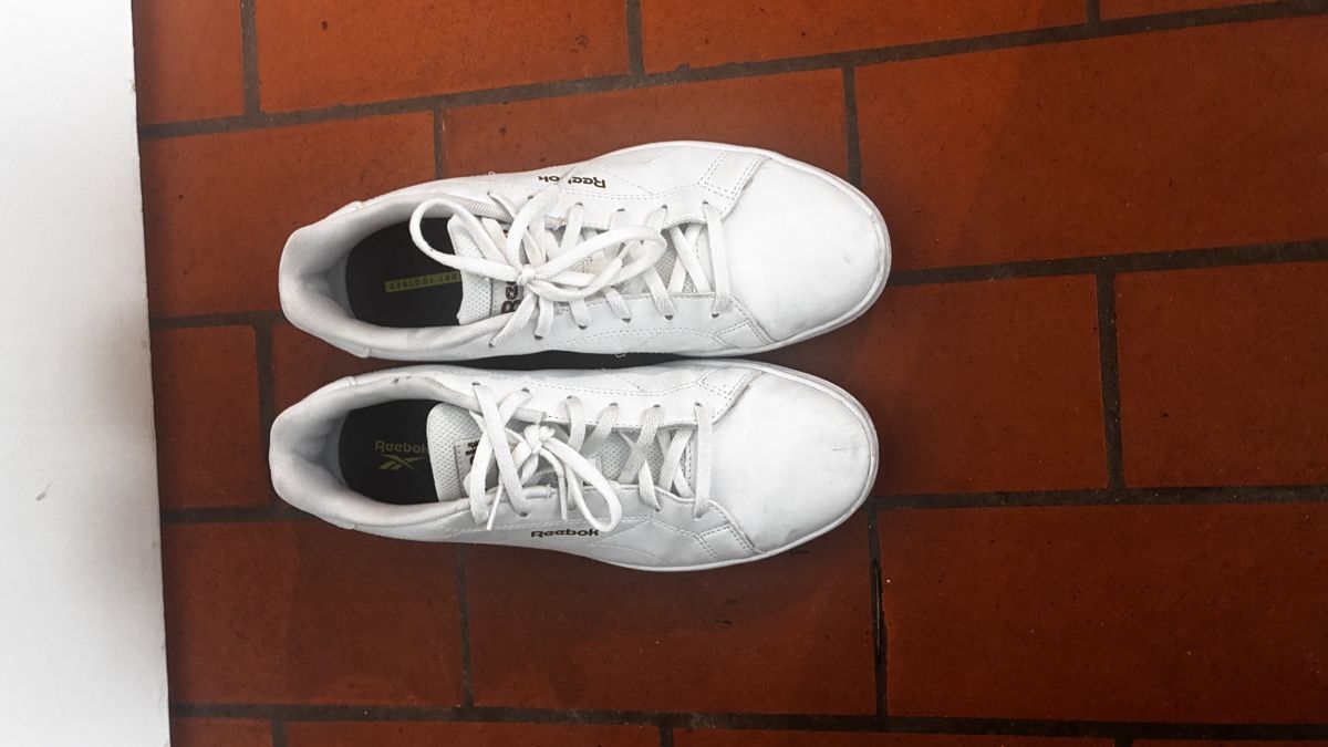 Reebok Chaussures hommes: Reebok 39 white sneakers  – D'occasion à Zürich par tha_nhm8 3