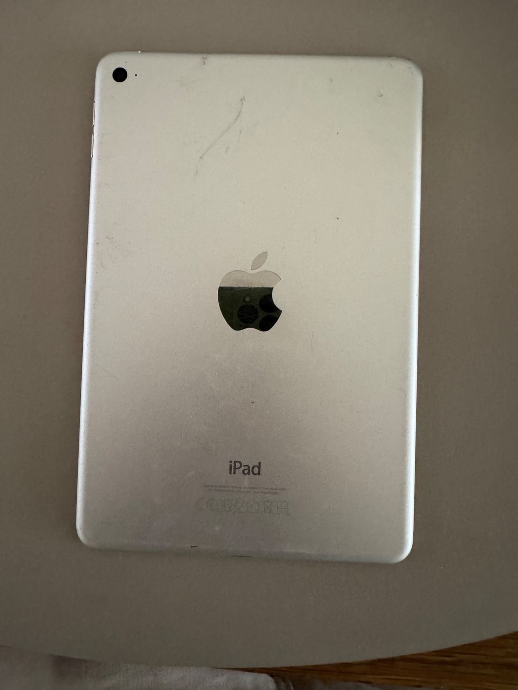 Apple Tablet PC: iPad mini 4 – Difettoso da Adliswil venduto da Busys 1