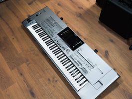 Yamaha Tyros 5 Digital Workstation 