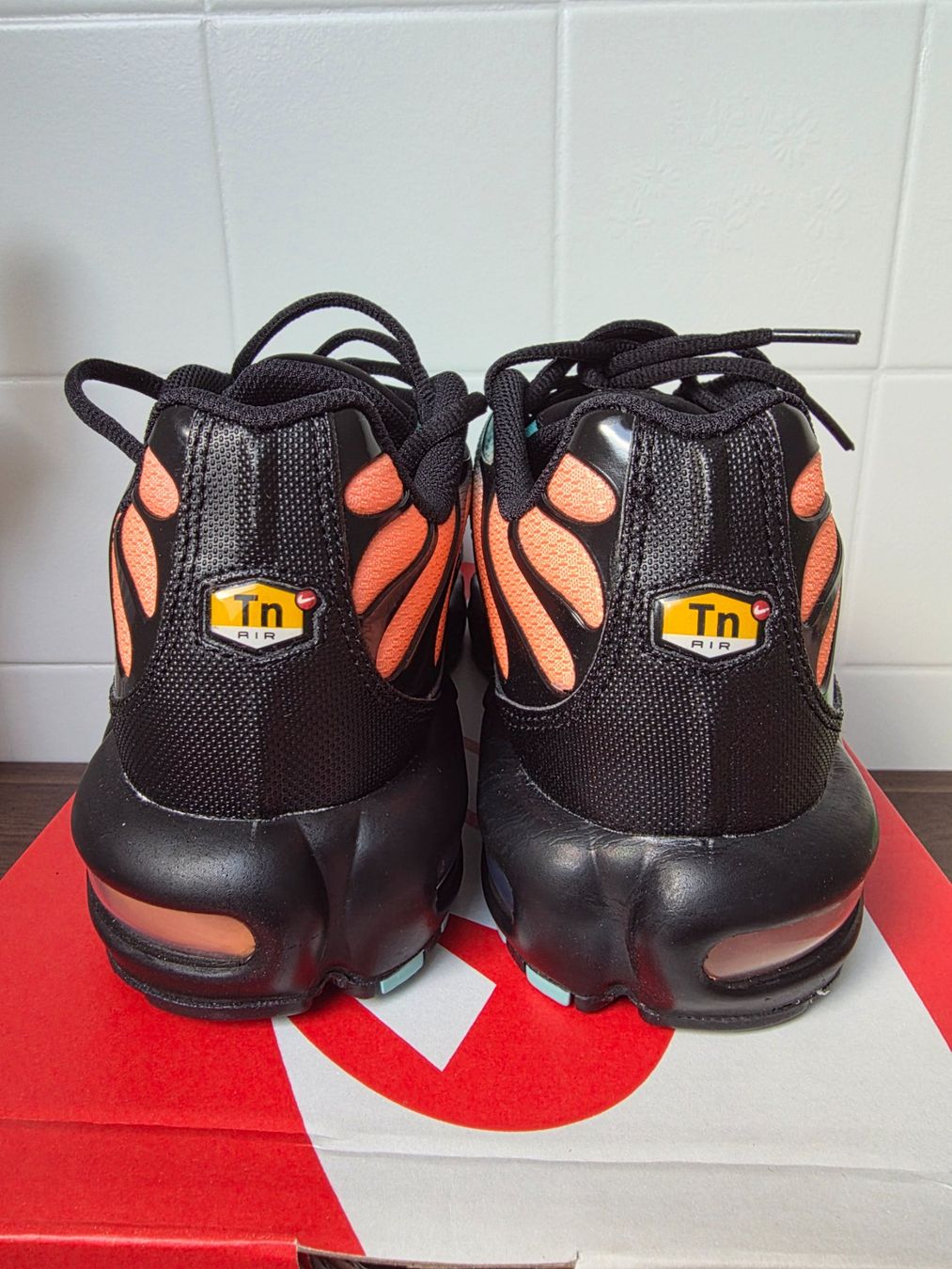 Nike Scarpe da uomo: Nike Air Max Plus TN – Nuovo e nell'imballaggio originale da Fleurier venduto da dav_xx8y 4