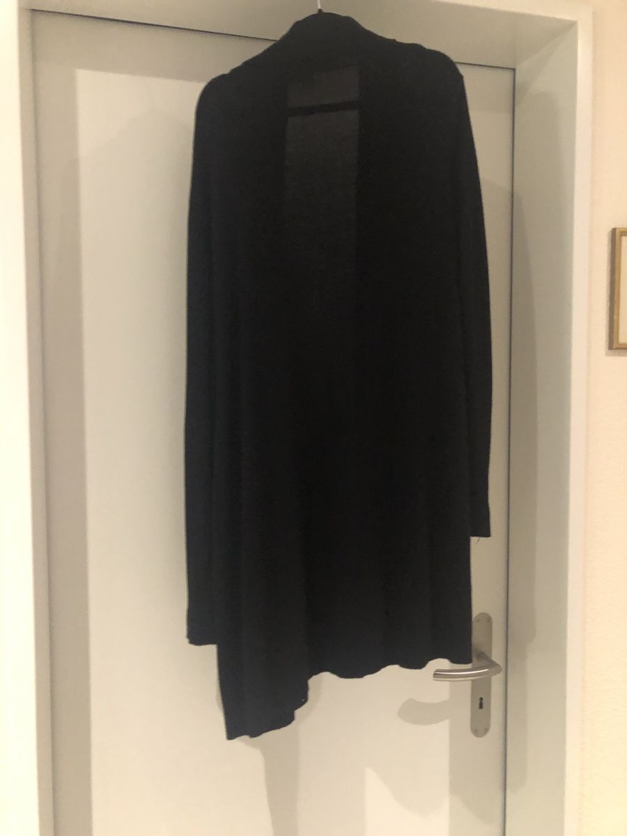 Jacken: LONGJACKE  schwarz ohne Knöpfe, Mango, Gr. L – Gebraucht aus Braunwald von Noveredo