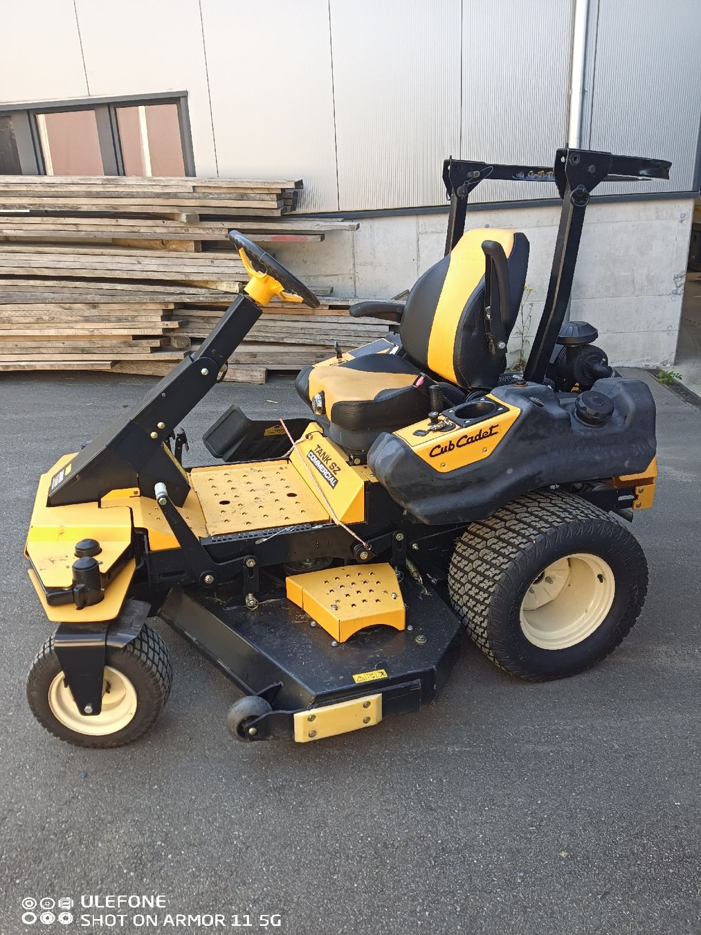 Traktoren: Rasentraktor Cub Cadet TANK SZ – Gebraucht aus Berg TG von Spezi_Geraet_01 1