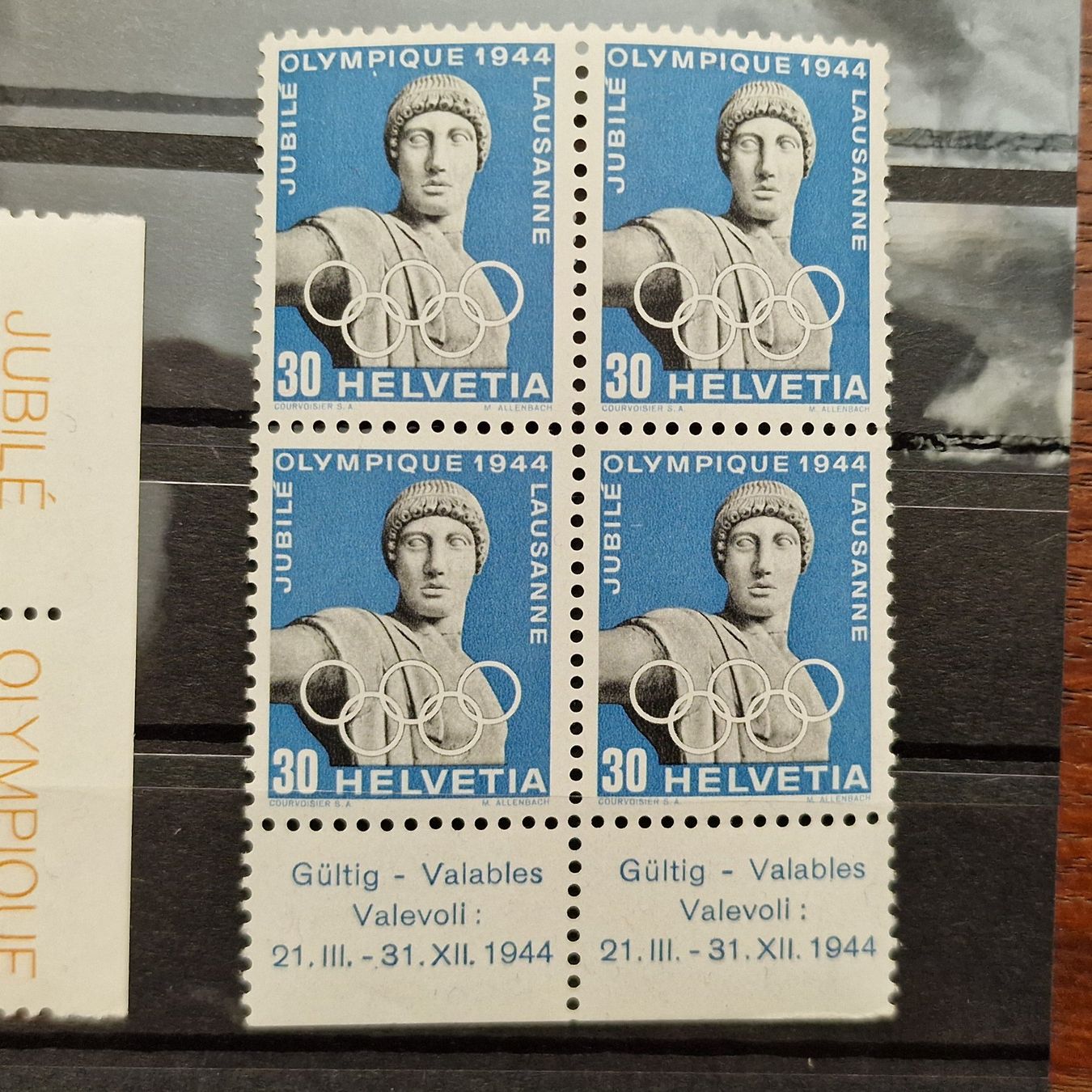 Tutti i francobolli: CH 1944 "50 J. Internat. Olymp. Komitee" 4-er Blocks + TAB – Usato da Aesch LU venduto da briefmarken.uray 3