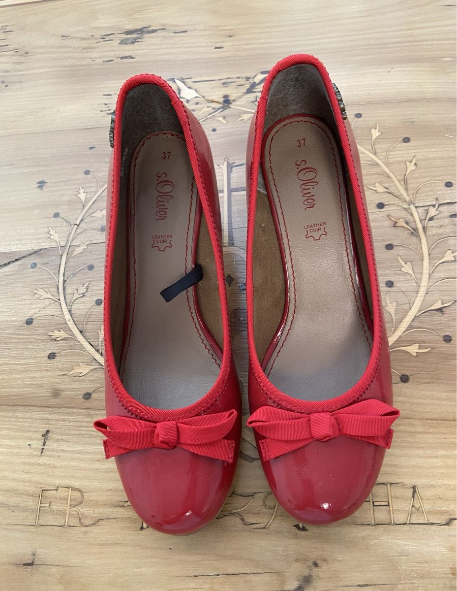 Scarpe da donna: Rote Lackschuhe Damen Schuhe, s.Oliver Gr. 37 echt Leder – Usato da Fislisbach venduto da KolibriSecondhand 7