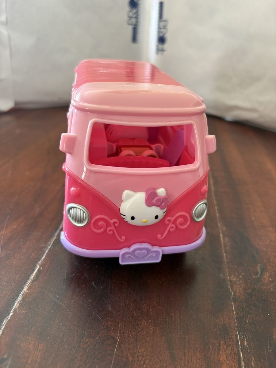 Hello Kitty Giocattoli: Food truck Hello Kitty – Usato da Vufflens-la-Ville venduto da newlifegva 2