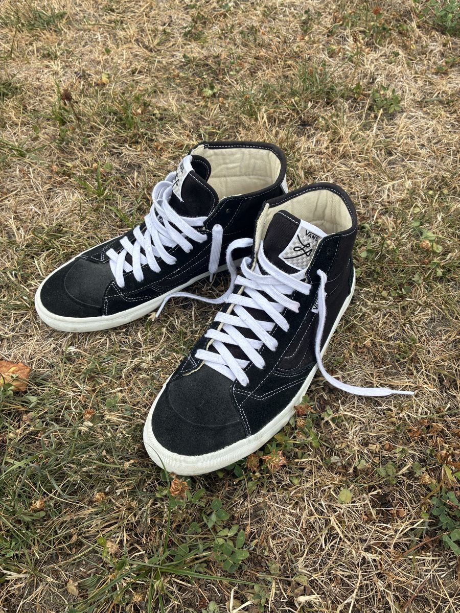 Vans Herrenschuhe: Vans Lizzie Armanto 45 / 11.5 – Gebraucht aus Villeneuve VD von Francoisgrand
